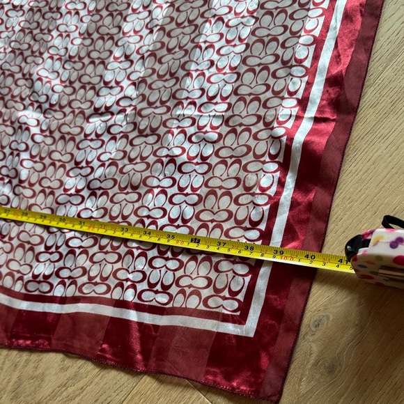 COACH Red and White Large Signature Scarf - Picture 4 of 5